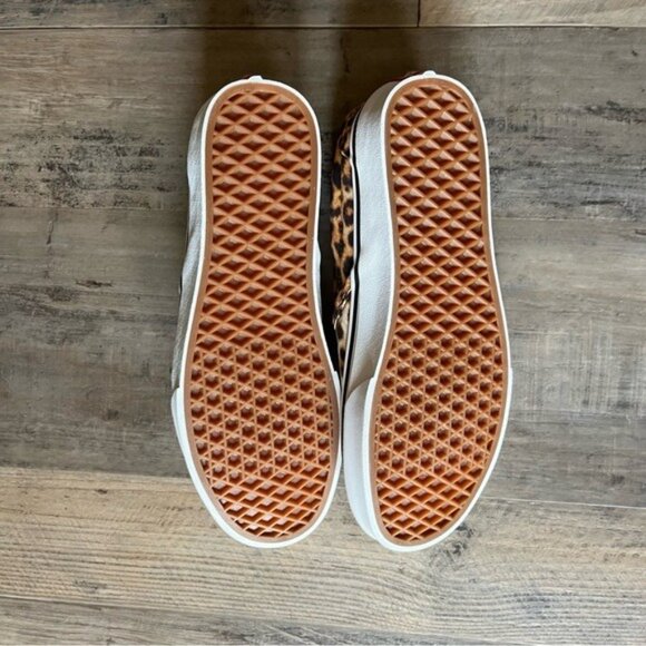 Vans Leopard Print Slip-On Shoes – Women’s Size 10.5 (Men’s 9) – NWT - Picture 4 of 7